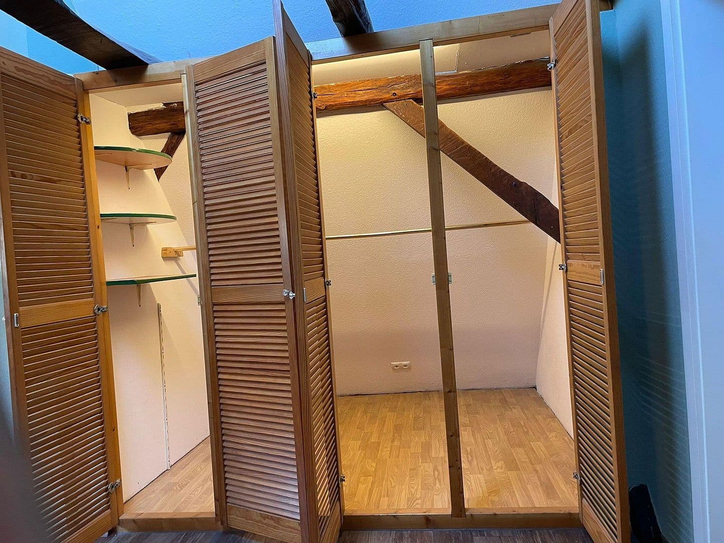 Pronájem bytu 2+1 60 m², Altenstraße 10, Annweiler am Trifels, Porýní-Falc Pronájem bytu 2+1 60 m², Altenstraße 10, Annweiler am Trifels, Porýní-Falc