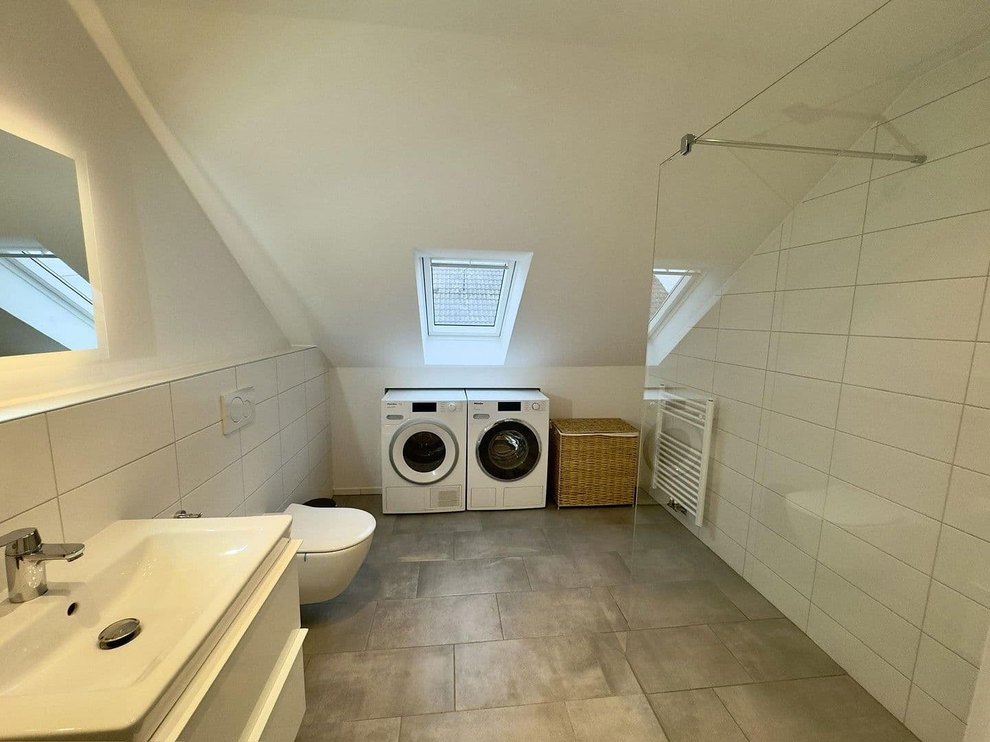 Pronájem bytu 2+1 67 m², Püttlingen, Země Sársko Pronájem bytu 2+1 67 m², Püttlingen, Země Sársko