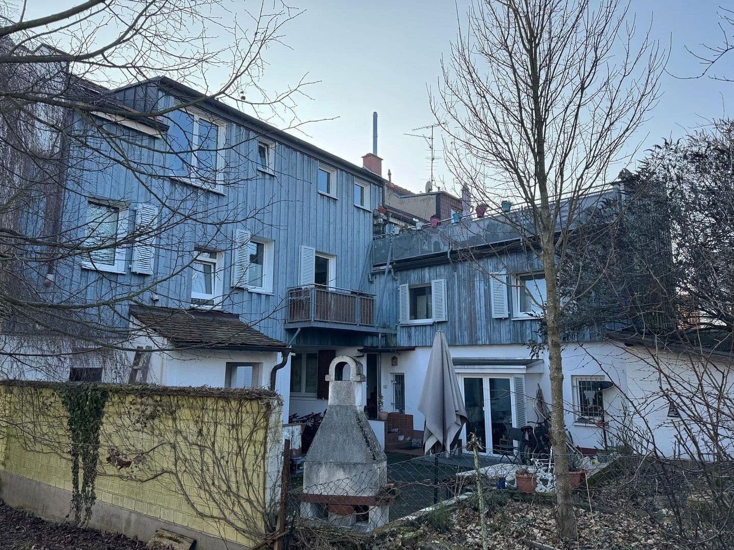 Prodej domu 285 m², pozemek 596 m², Frankfurt am Main, Hessen Prodej domu 285 m², pozemek 596 m², Frankfurt am Main, Hessen