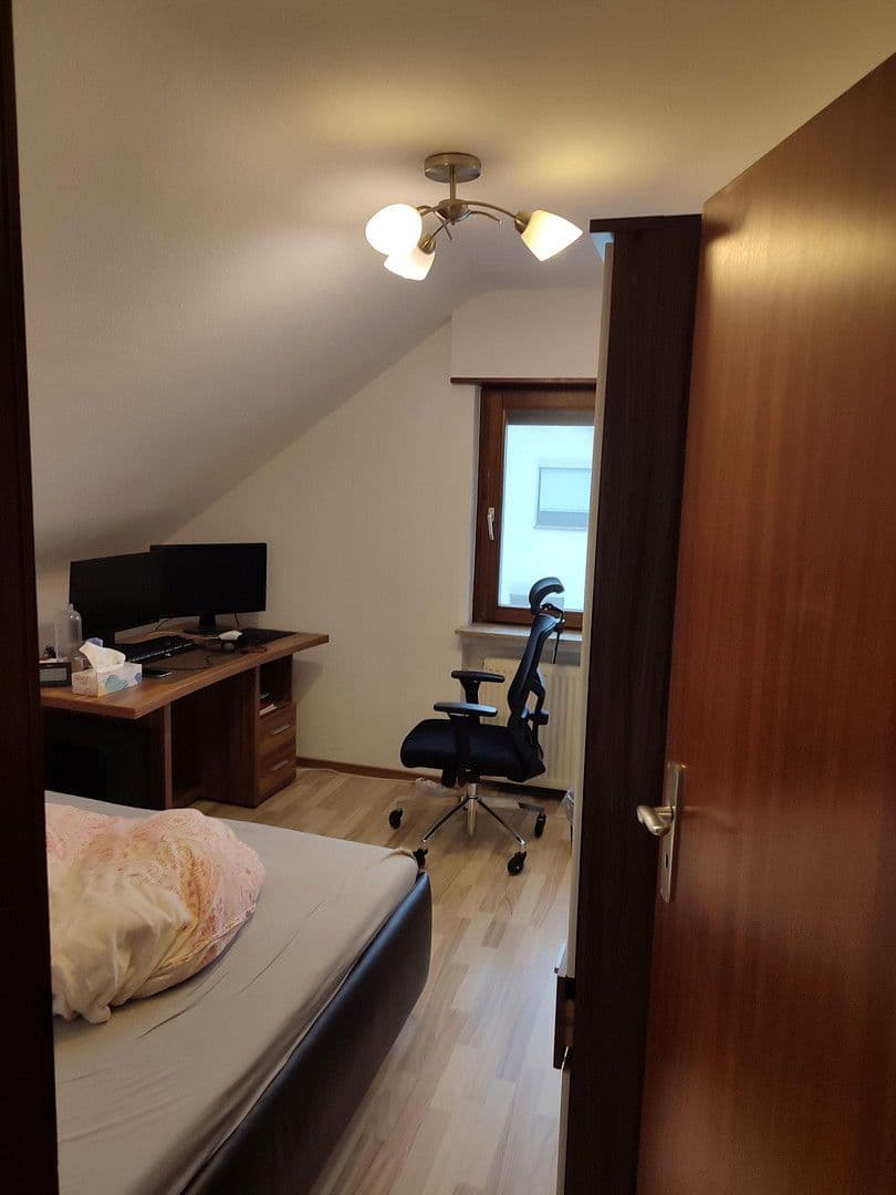 Pronájem bytu 3+1 72 m², Brühl, Bádensko-Württembersko Pronájem bytu 3+1 72 m², Brühl, Bádensko-Württembersko