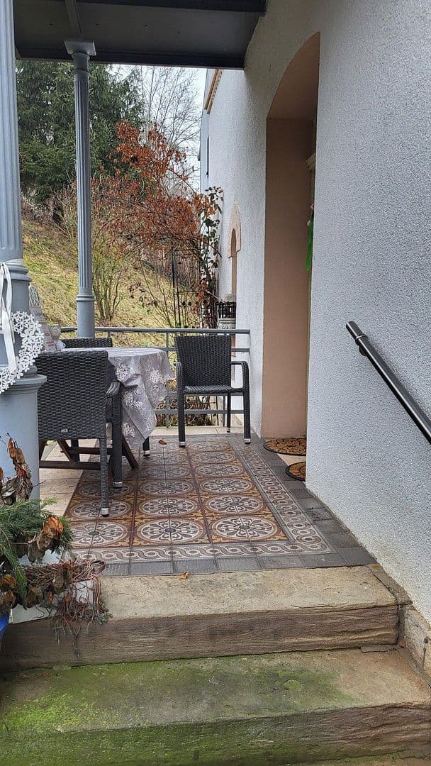 Prodej domu 210 m², pozemek 2.142 m², Friedrich-Ebert-Strasse 23, Naumburg (Saale), Sasko-Anhaltsko Prodej domu 210 m², pozemek 2.142 m², Friedrich-Ebert-Strasse 23, Naumburg (Saale), Sasko-Anhaltsko