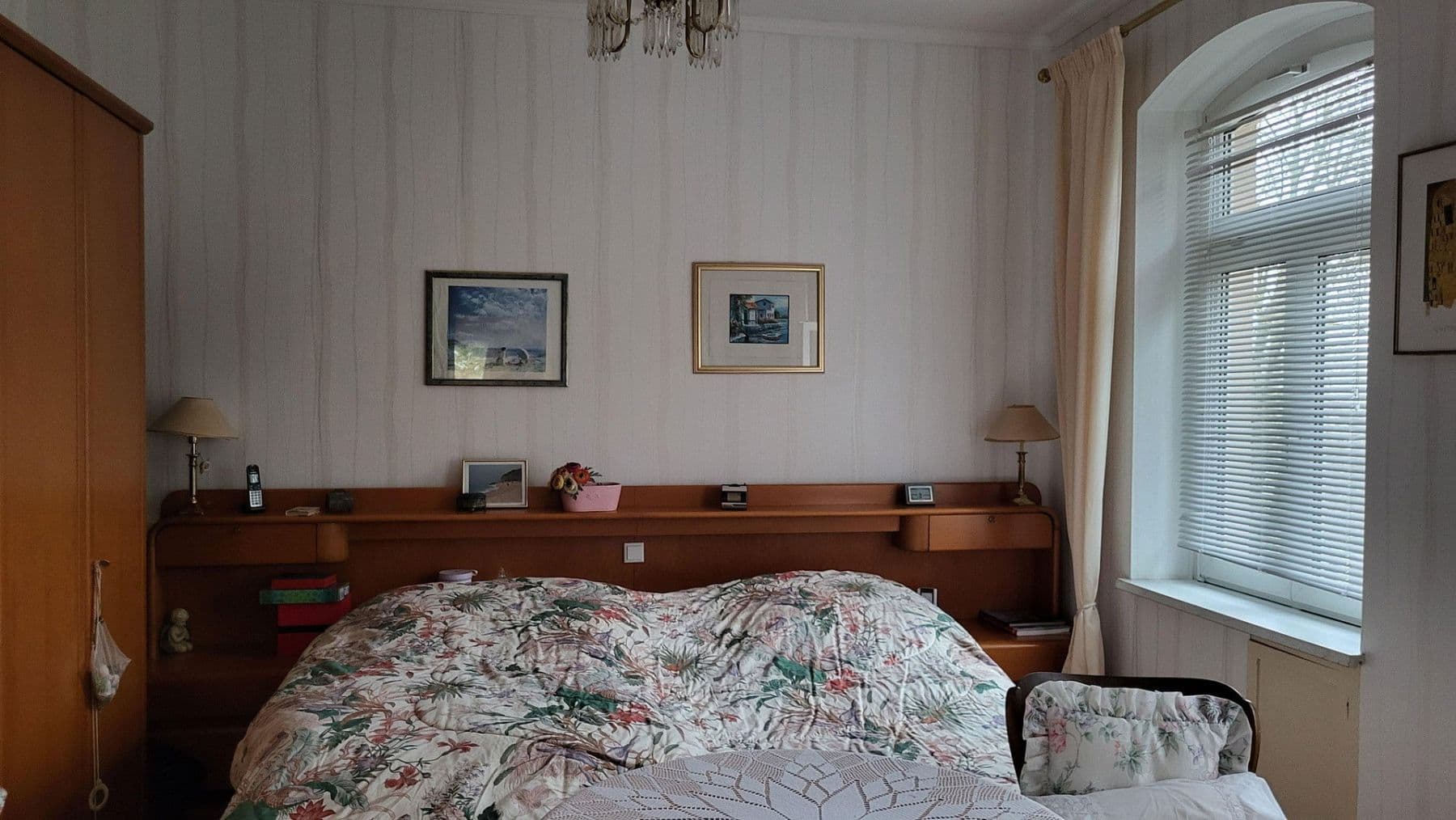 Prodej domu 210 m², pozemek 2.142 m², Friedrich-Ebert-Strasse 23, Naumburg (Saale), Sasko-Anhaltsko Prodej domu 210 m², pozemek 2.142 m², Friedrich-Ebert-Strasse 23, Naumburg (Saale), Sasko-Anhaltsko