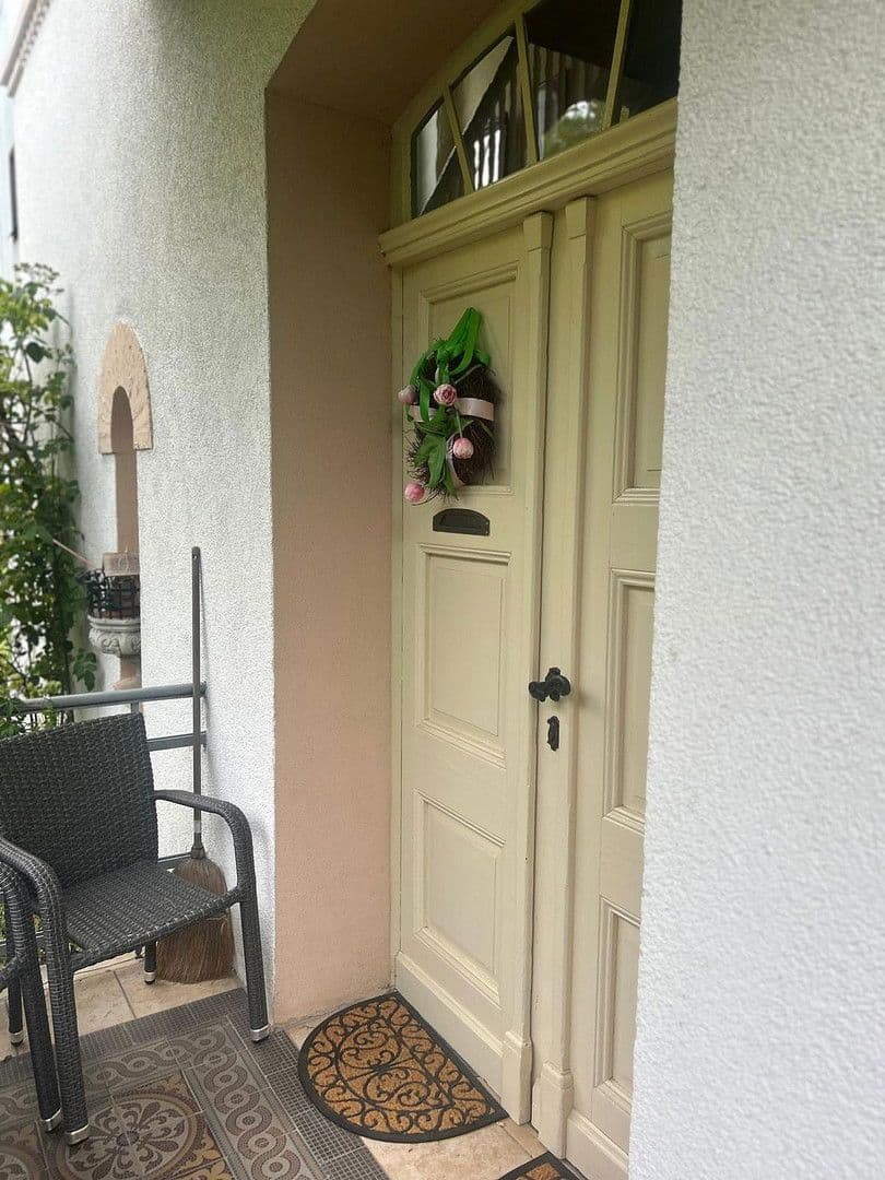 Prodej domu 210 m², pozemek 2.142 m², Friedrich-Ebert-Strasse 23, Naumburg (Saale), Sasko-Anhaltsko Prodej domu 210 m², pozemek 2.142 m², Friedrich-Ebert-Strasse 23, Naumburg (Saale), Sasko-Anhaltsko