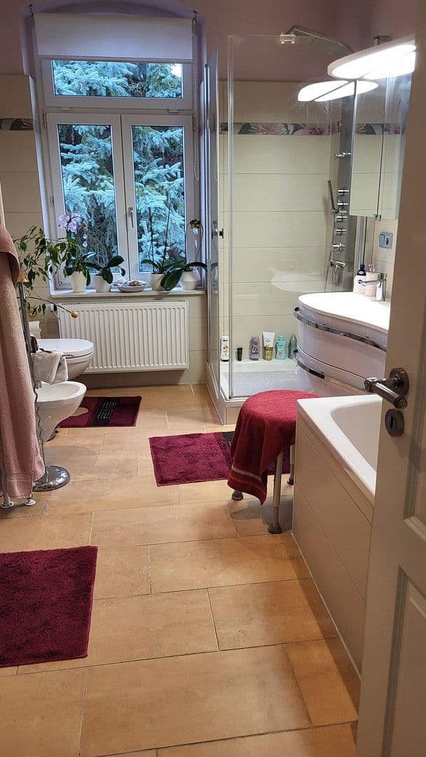 Prodej domu 210 m², pozemek 2.142 m², Friedrich-Ebert-Strasse 23, Naumburg (Saale), Sasko-Anhaltsko Prodej domu 210 m², pozemek 2.142 m², Friedrich-Ebert-Strasse 23, Naumburg (Saale), Sasko-Anhaltsko