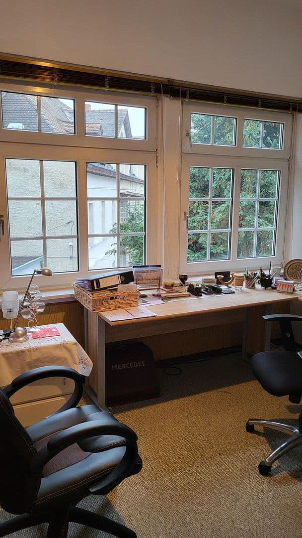 Prodej domu 210 m², pozemek 2.142 m², Friedrich-Ebert-Strasse 23, Naumburg (Saale), Sasko-Anhaltsko Prodej domu 210 m², pozemek 2.142 m², Friedrich-Ebert-Strasse 23, Naumburg (Saale), Sasko-Anhaltsko