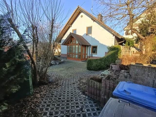 Prodej domu 124 m², pozemek 856 m², Frankenau, Hessen Prodej domu 124 m², pozemek 856 m², Frankenau, Hessen