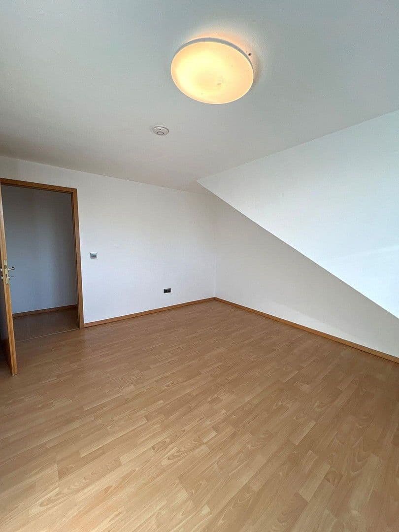 Pronájem bytu 4+1 113 m², Friedrich List str 25, Unna, Severní Porýní-Vestfálsko Pronájem bytu 4+1 113 m², Friedrich List str 25, Unna, Severní Porýní-Vestfálsko