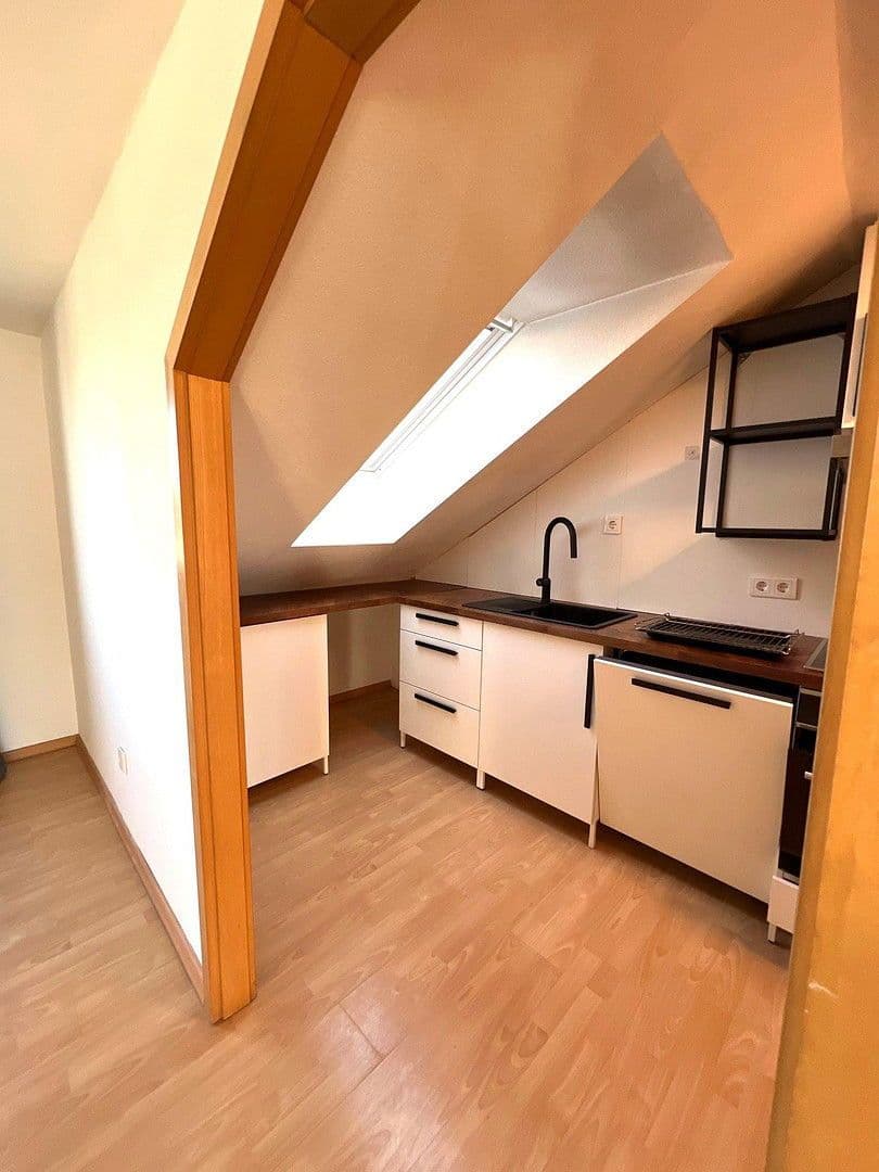 Pronájem bytu 4+1 113 m², Friedrich List str 25, Unna, Severní Porýní-Vestfálsko Pronájem bytu 4+1 113 m², Friedrich List str 25, Unna, Severní Porýní-Vestfálsko