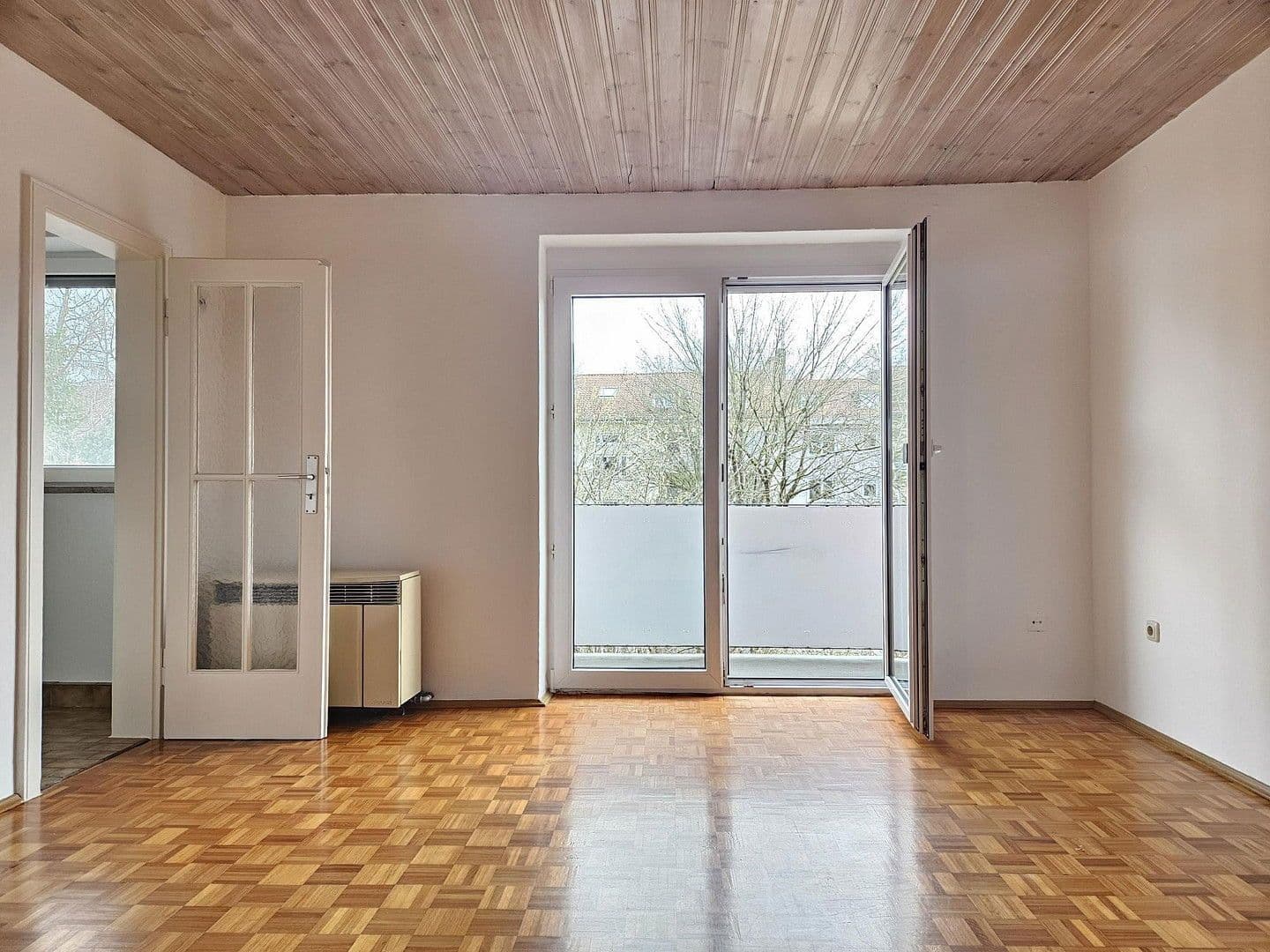 Pronájem bytu 1+1 31 m², Bonner Straße 18, München, Bavorsko Pronájem bytu 1+1 31 m², Bonner Straße 18, München, Bavorsko