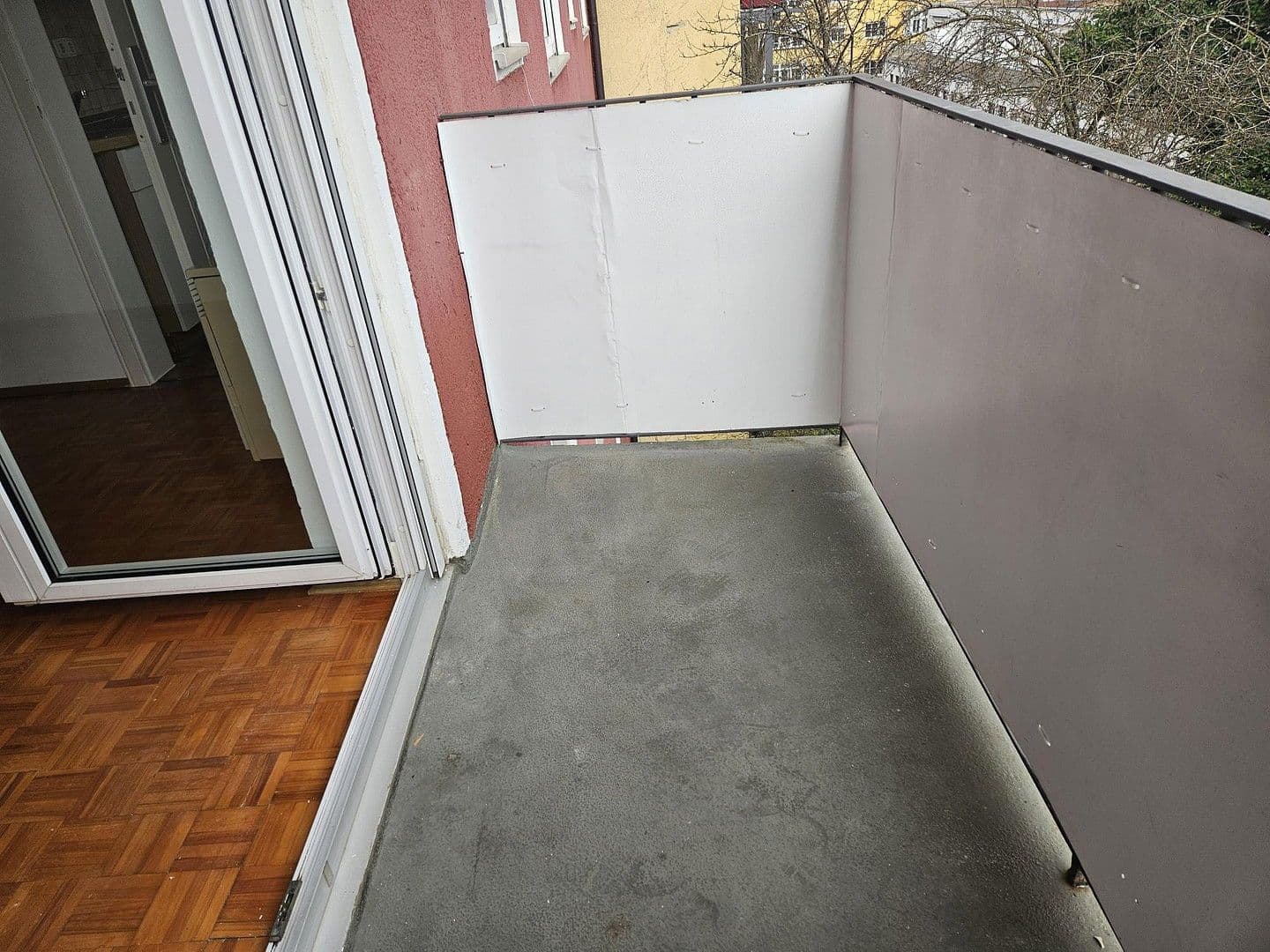 Pronájem bytu 1+1 31 m², Bonner Straße 18, München, Bavorsko Pronájem bytu 1+1 31 m², Bonner Straße 18, München, Bavorsko