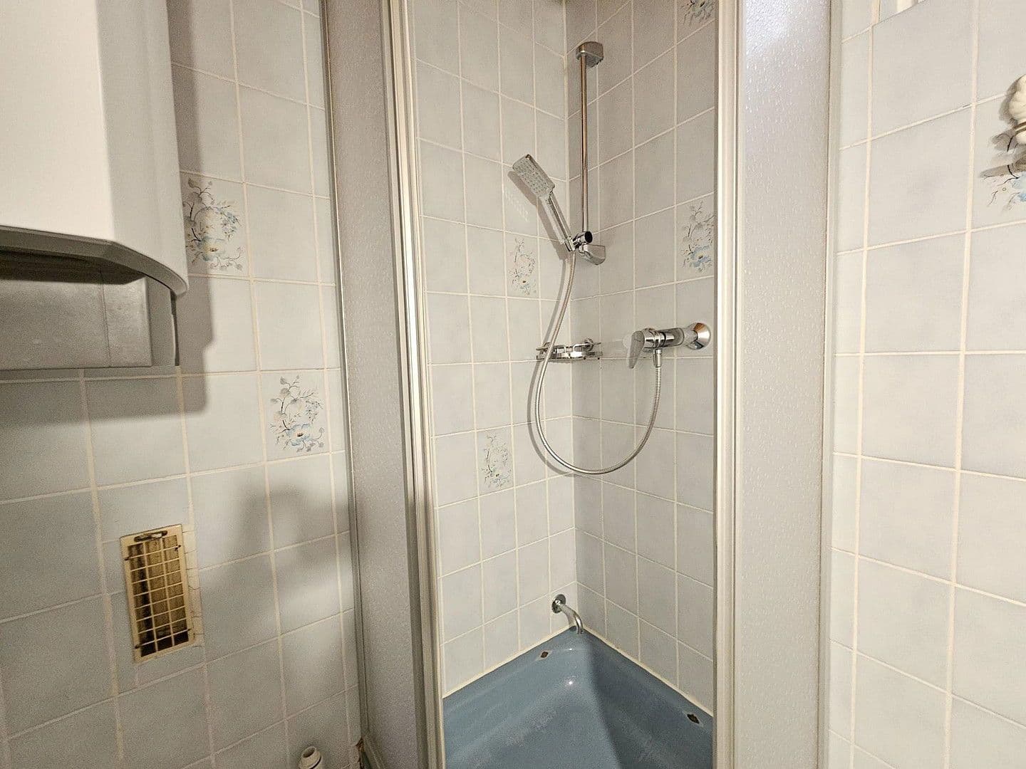 Pronájem bytu 1+1 31 m², Bonner Straße 18, München, Bavorsko Pronájem bytu 1+1 31 m², Bonner Straße 18, München, Bavorsko