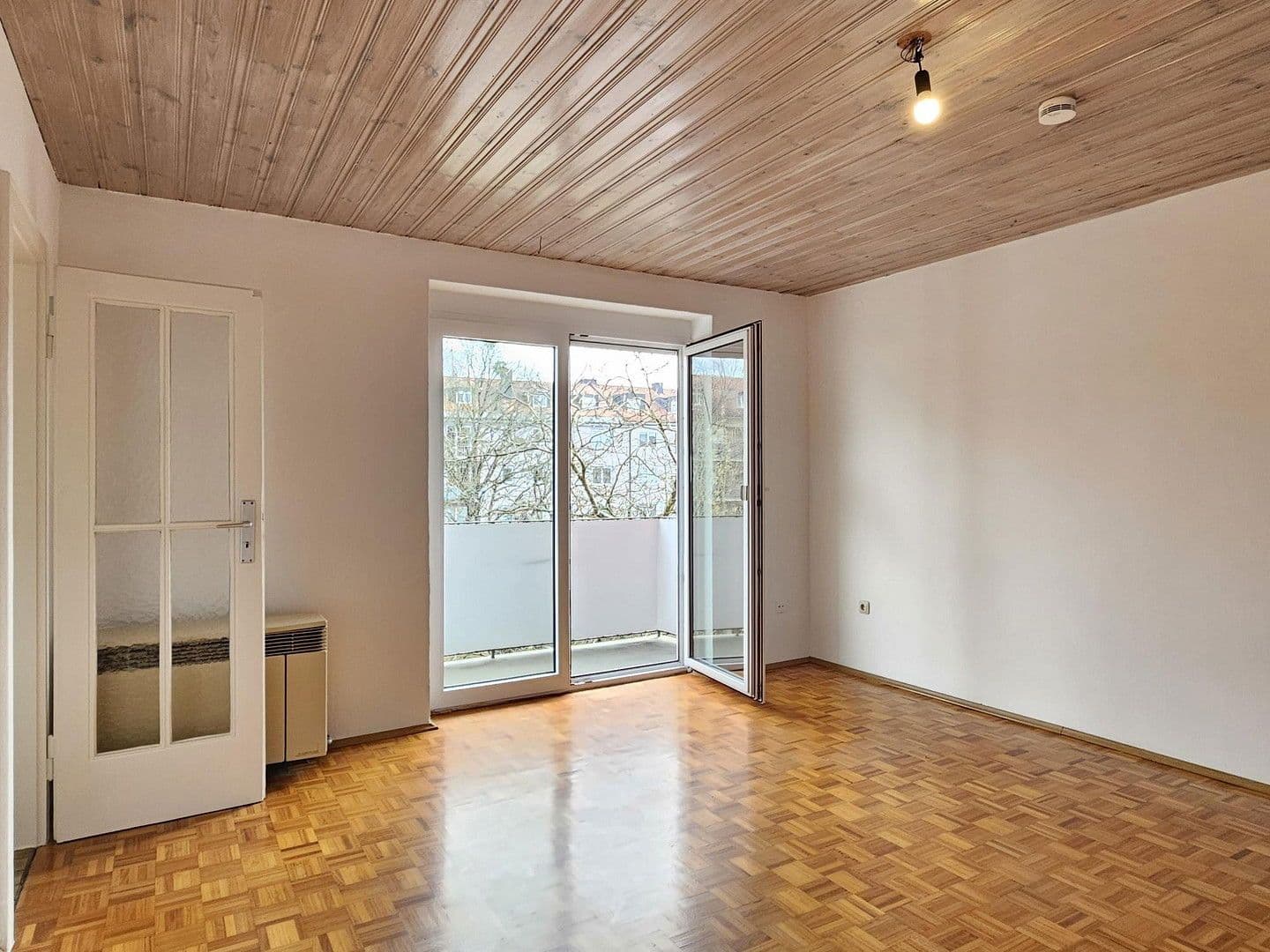 Pronájem bytu 1+1 31 m², Bonner Straße 18, München, Bavorsko Pronájem bytu 1+1 31 m², Bonner Straße 18, München, Bavorsko