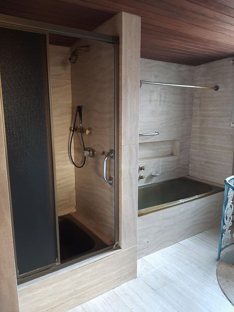 Prodej domu 170 m², pozemek 1.500 m², Ottersweier, Bádensko-Württembersko Prodej domu 170 m², pozemek 1.500 m², Ottersweier, Bádensko-Württembersko