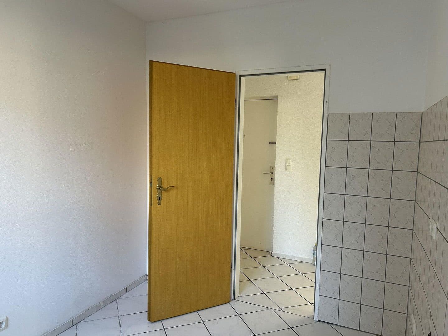 Pronájem bytu 3+1 60 m², Krautstraße 69, Duisburg, Severní Porýní-Vestfálsko Pronájem bytu 3+1 60 m², Krautstraße 69, Duisburg, Severní Porýní-Vestfálsko