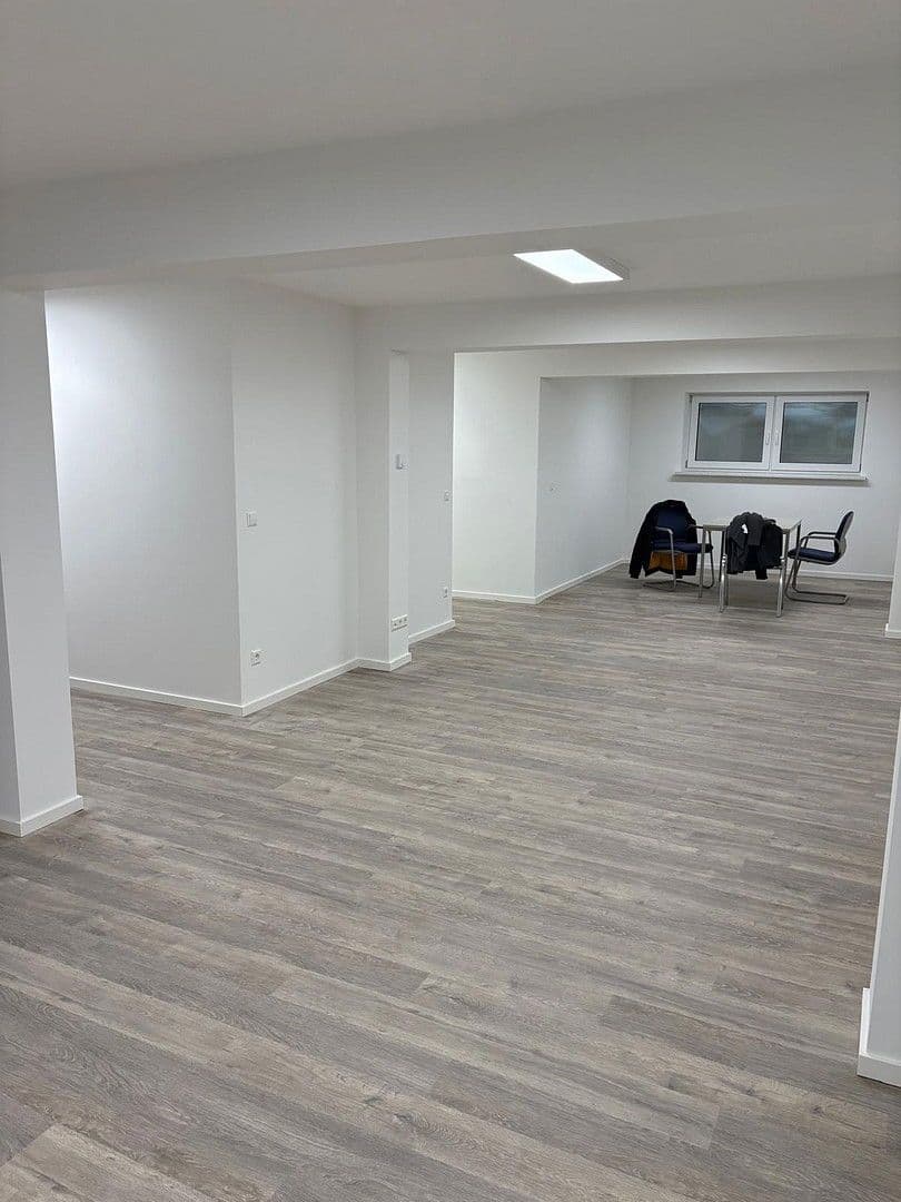 Pronájem kanceláře 62 m², Kienhorststr., Berlin, Berlín Pronájem kanceláře 62 m², Kienhorststr., Berlin, Berlín