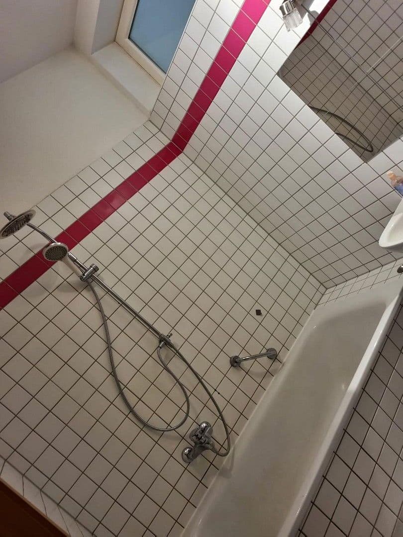 Pronájem bytu 3+1 78 m², Taubestraße 22, Leipzig, Sasko Pronájem bytu 3+1 78 m², Taubestraße 22, Leipzig, Sasko