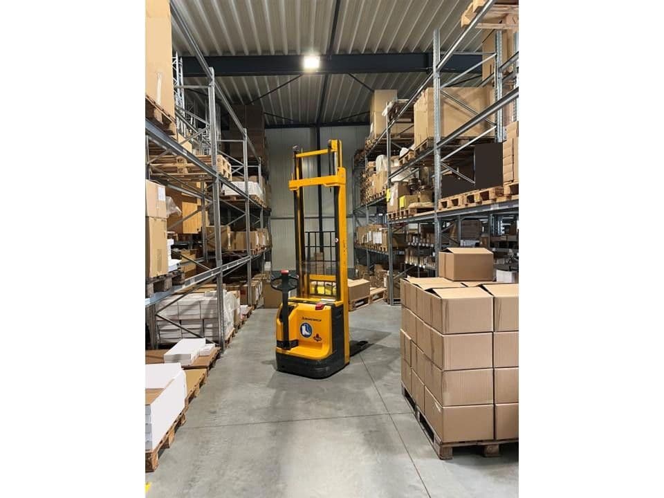 Prodej nebytového prostoru 2.254 m², Leopoldshöhe, Severní Porýní-Vestfálsko Prodej nebytového prostoru 2.254 m², Leopoldshöhe, Severní Porýní-Vestfálsko