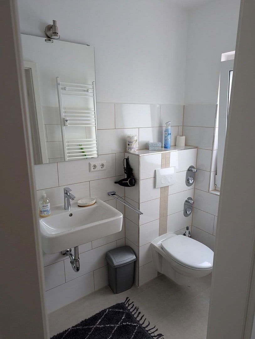 Pronájem bytu 2+1 28 m², Stuttgart, Bádensko-Württembersko Pronájem bytu 2+1 28 m², Stuttgart, Bádensko-Württembersko