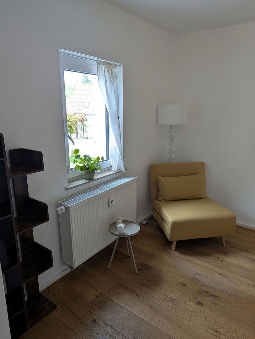 Pronájem bytu 2+1 28 m², Stuttgart, Bádensko-Württembersko Pronájem bytu 2+1 28 m², Stuttgart, Bádensko-Württembersko