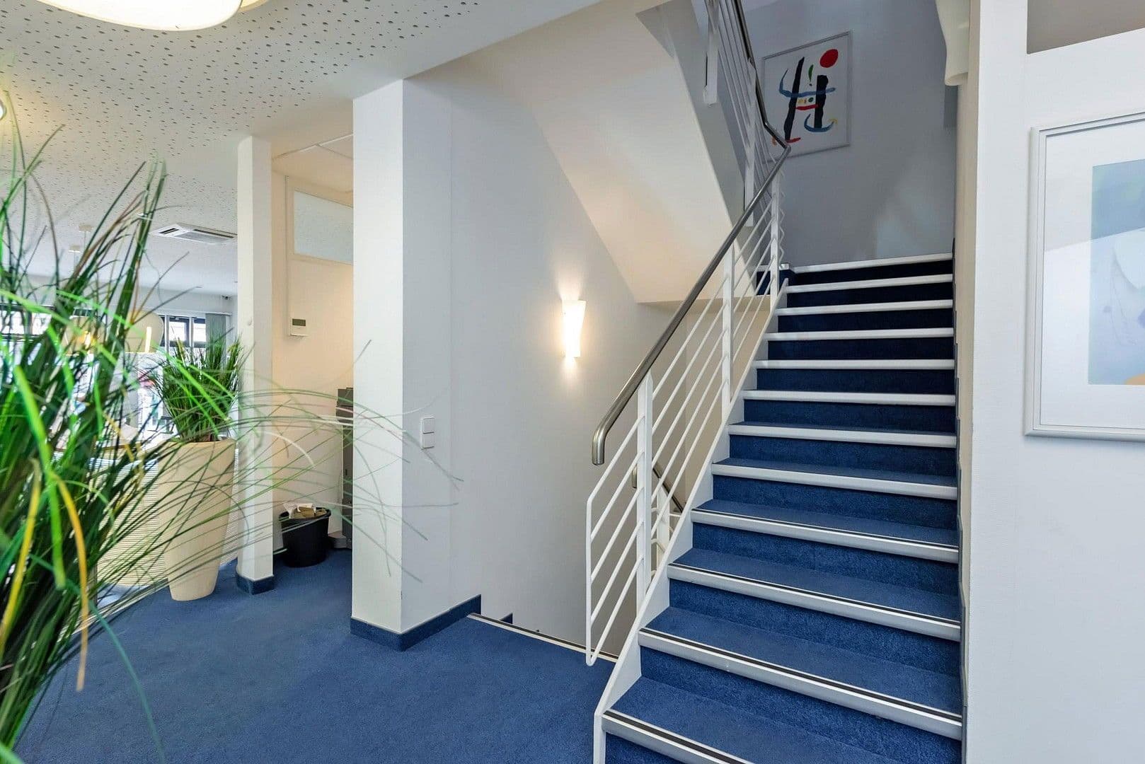 Pronájem kanceláře 420 m², Johann-Philipp-Palm-Straße 8, Schorndorf, Bádensko-Württembersko Pronájem kanceláře 420 m², Johann-Philipp-Palm-Straße 8, Schorndorf, Bádensko-Württembersko