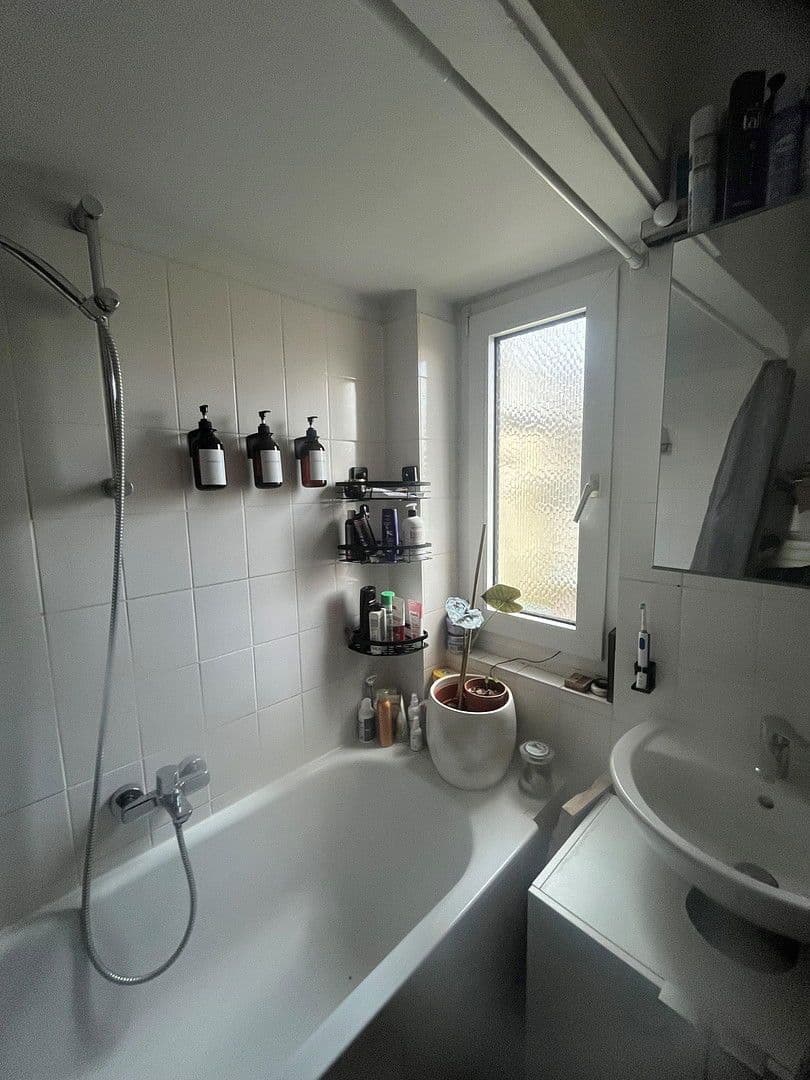 Pronájem bytu 2+1 55 m², Essen, Severní Porýní-Vestfálsko Pronájem bytu 2+1 55 m², Essen, Severní Porýní-Vestfálsko