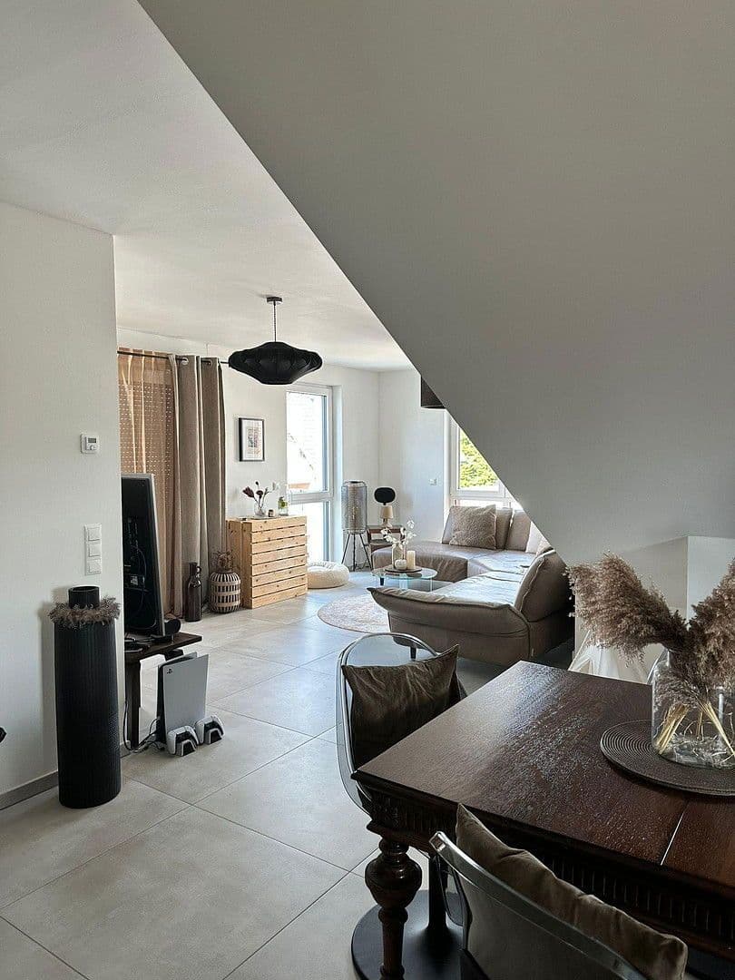 Pronájem bytu 3+kk 119 m², Bergheim, Severní Porýní-Vestfálsko Pronájem bytu 3+kk 119 m², Bergheim, Severní Porýní-Vestfálsko