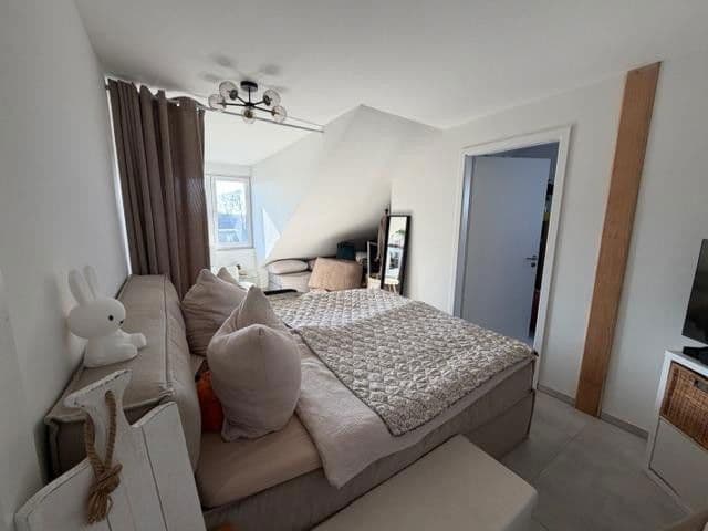 Pronájem bytu 3+kk 119 m², Bergheim, Severní Porýní-Vestfálsko Pronájem bytu 3+kk 119 m², Bergheim, Severní Porýní-Vestfálsko