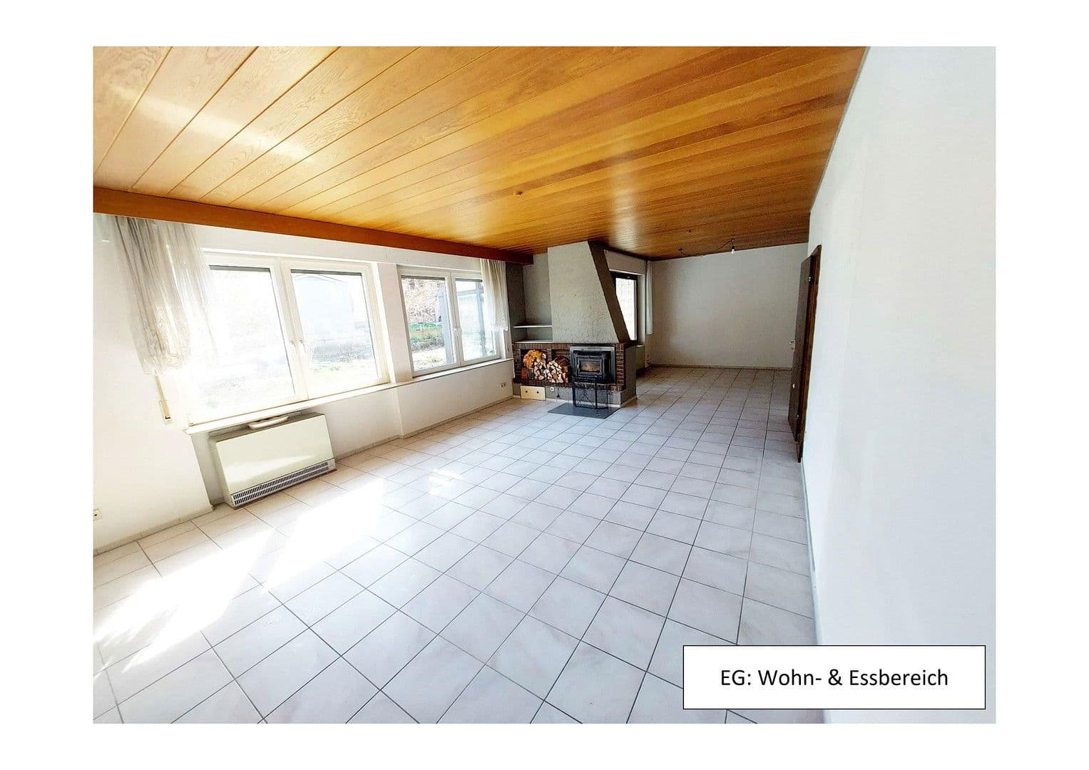 Prodej domu 245 m², pozemek 431 m², Hattenhofen, Bádensko-Württembersko Prodej domu 245 m², pozemek 431 m², Hattenhofen, Bádensko-Württembersko