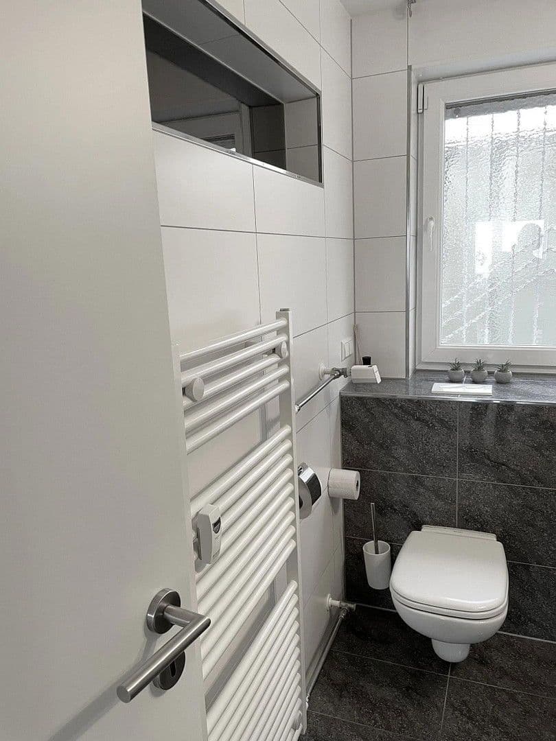Pronájem bytu 2+1 65 m², Baden-Baden, Bádensko-Württembersko Pronájem bytu 2+1 65 m², Baden-Baden, Bádensko-Württembersko