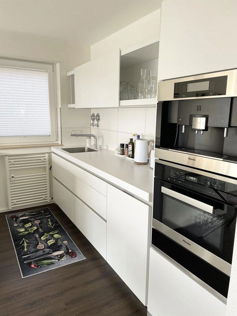 Pronájem bytu 2+1 65 m², Baden-Baden, Bádensko-Württembersko Pronájem bytu 2+1 65 m², Baden-Baden, Bádensko-Württembersko