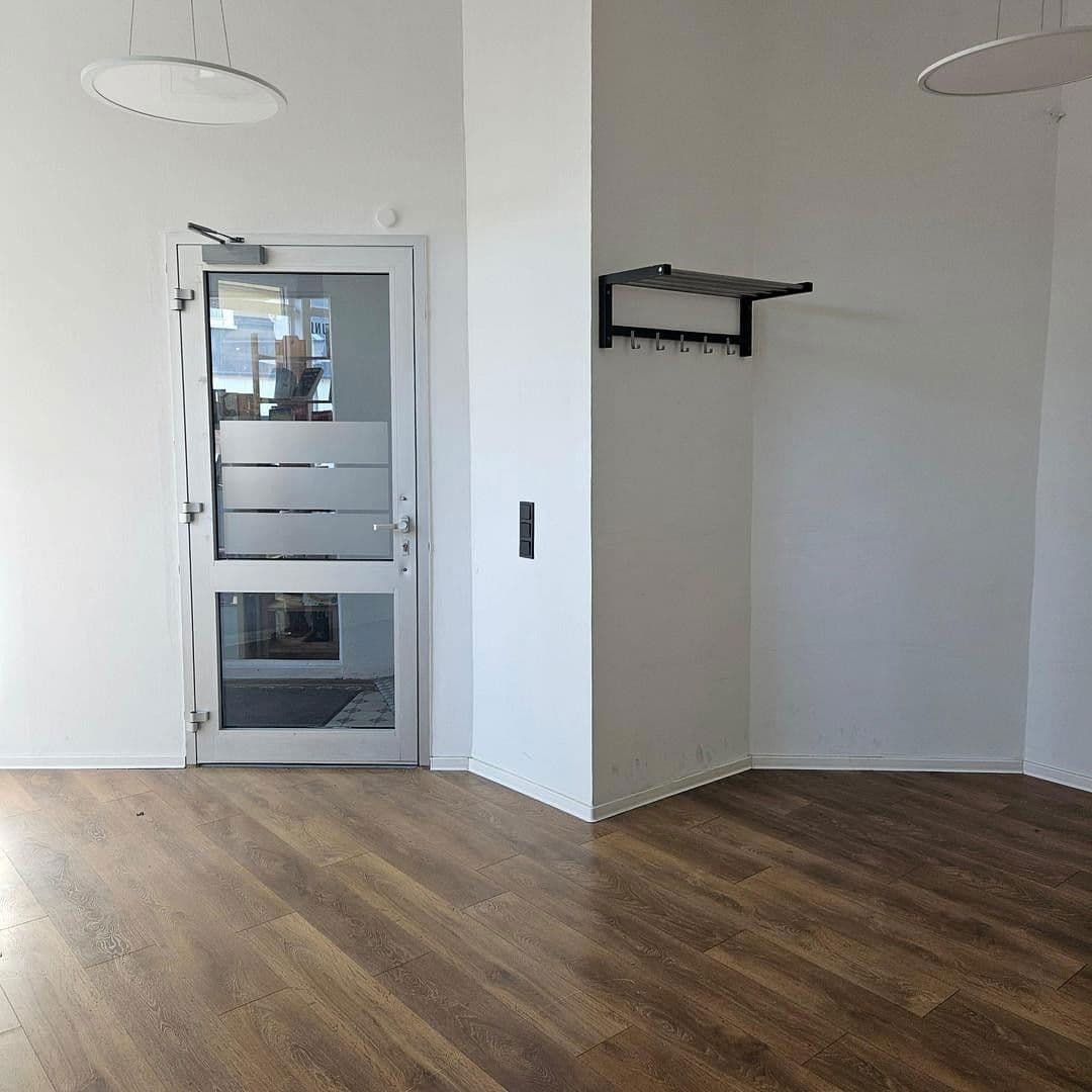 Pronájem nebytového prostoru 70 m², Hauptstraße 33, Herdecke, Severní Porýní-Vestfálsko Pronájem nebytového prostoru 70 m², Hauptstraße 33, Herdecke, Severní Porýní-Vestfálsko