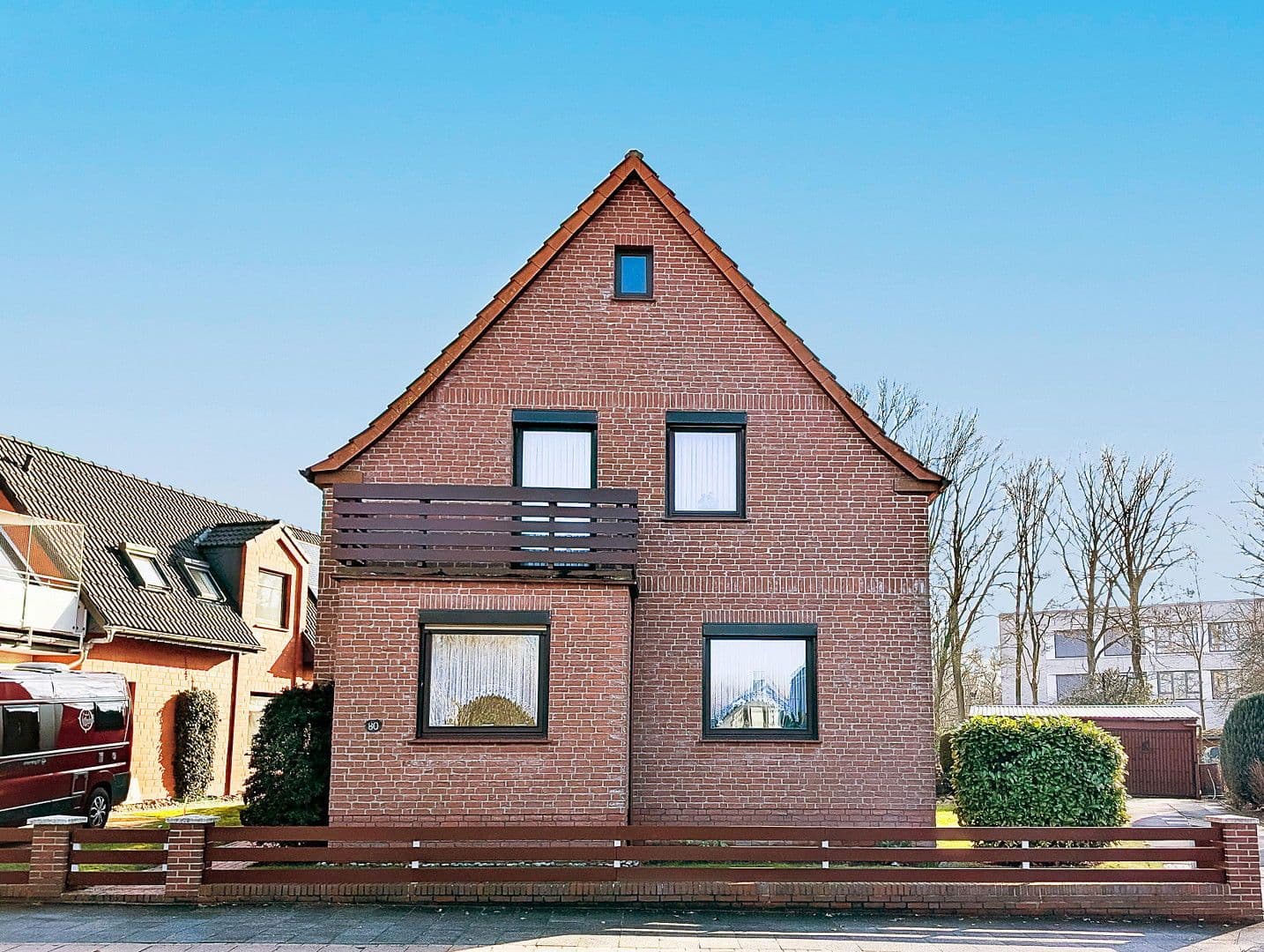 Prodej domu 128 m², pozemek 1.213 m², Bremen, Bremen Prodej domu 128 m², pozemek 1.213 m², Bremen, Bremen