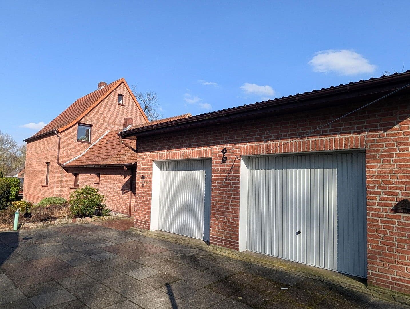 Prodej domu 128 m², pozemek 1.213 m², Bremen, Bremen Prodej domu 128 m², pozemek 1.213 m², Bremen, Bremen