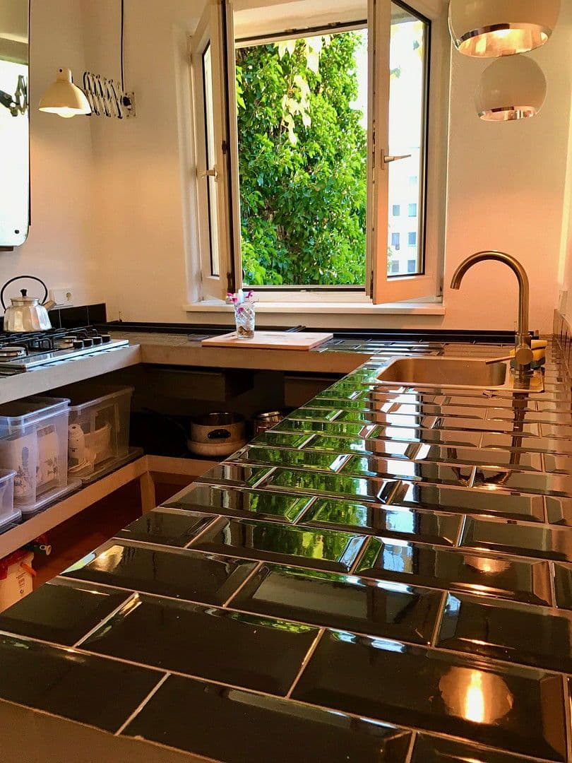 Prodej bytu 1+1 35 m², Berlin, Berlín Prodej bytu 1+1 35 m², Berlin, Berlín