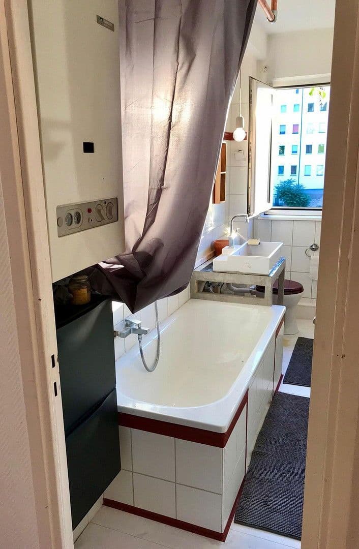 Prodej bytu 1+1 35 m², Berlin, Berlín Prodej bytu 1+1 35 m², Berlin, Berlín