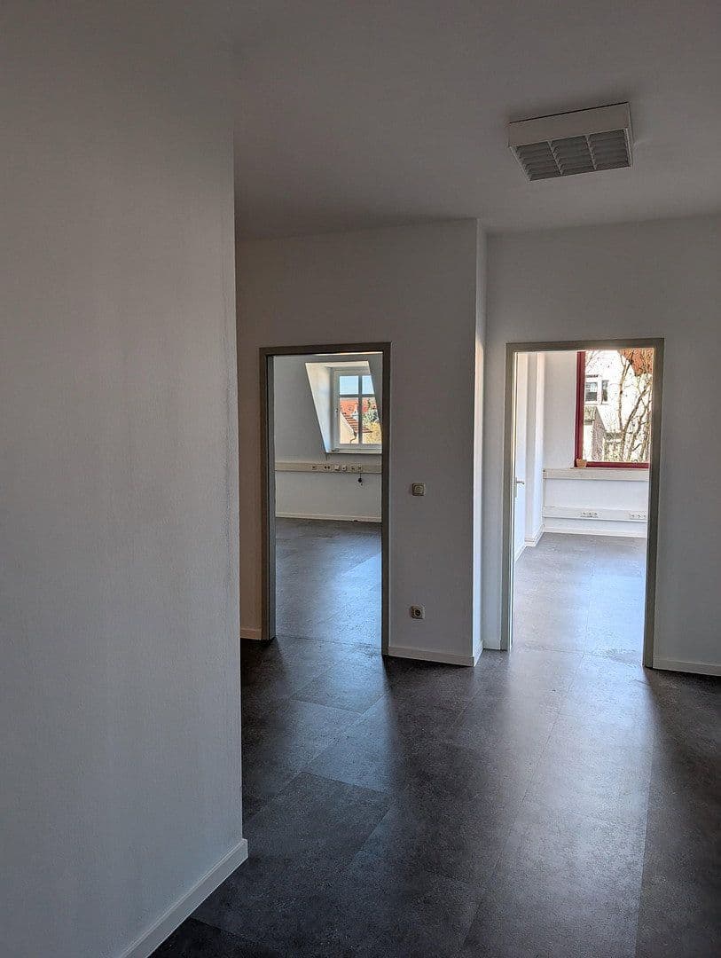 Pronájem kanceláře 116 m², Waltershäuser Straße 21, Gotha, Durynsko Pronájem kanceláře 116 m², Waltershäuser Straße 21, Gotha, Durynsko