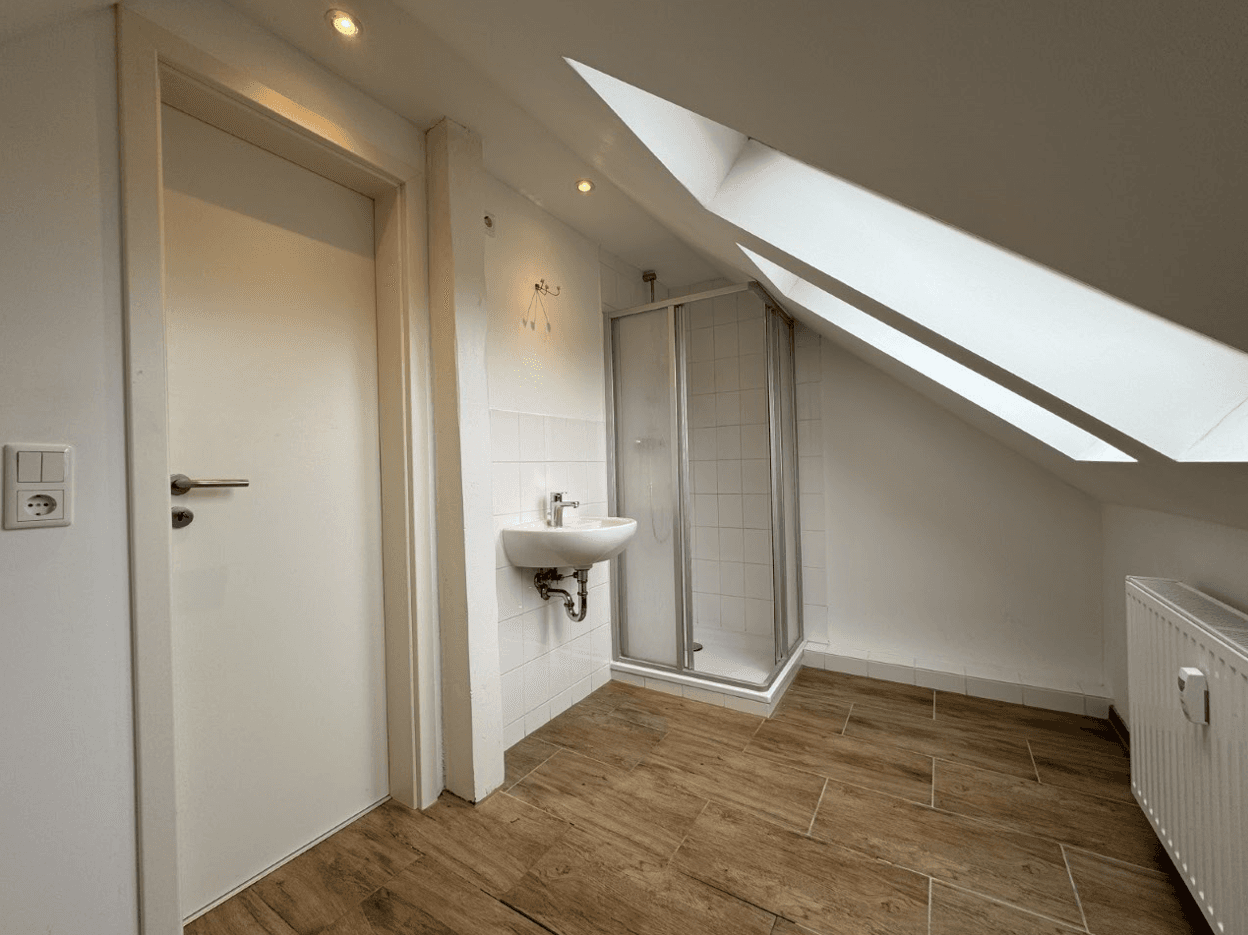 Pronájem bytu 2+1 55 m², Wurster Straße 167, Bremerhaven, Bremen Pronájem bytu 2+1 55 m², Wurster Straße 167, Bremerhaven, Bremen