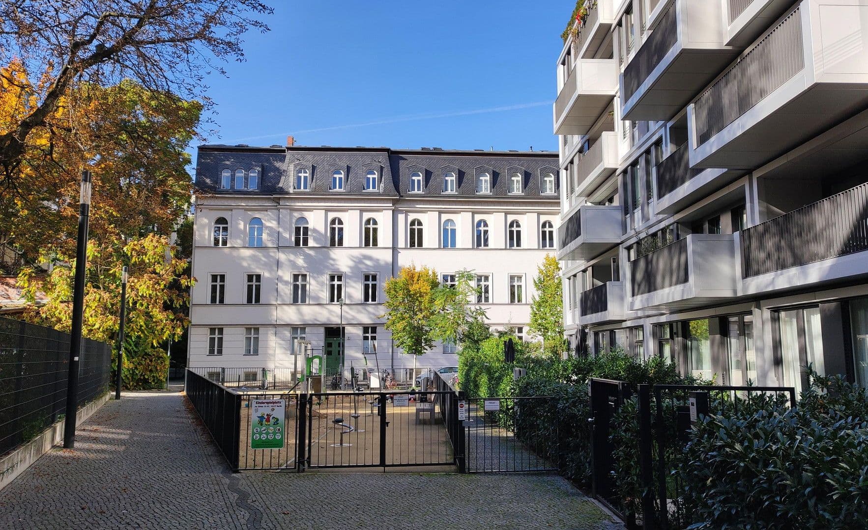 Pronájem bytu 3+1 94 m², Am Zirkus 12, Berlin, Berlín Pronájem bytu 3+1 94 m², Am Zirkus 12, Berlin, Berlín