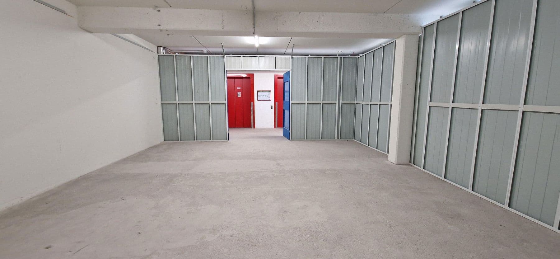 Pronájem nebytového prostoru 47 m², Friedrich-Ebert-Damm 103, Hamburg, Hamburg Pronájem nebytového prostoru 47 m², Friedrich-Ebert-Damm 103, Hamburg, Hamburg