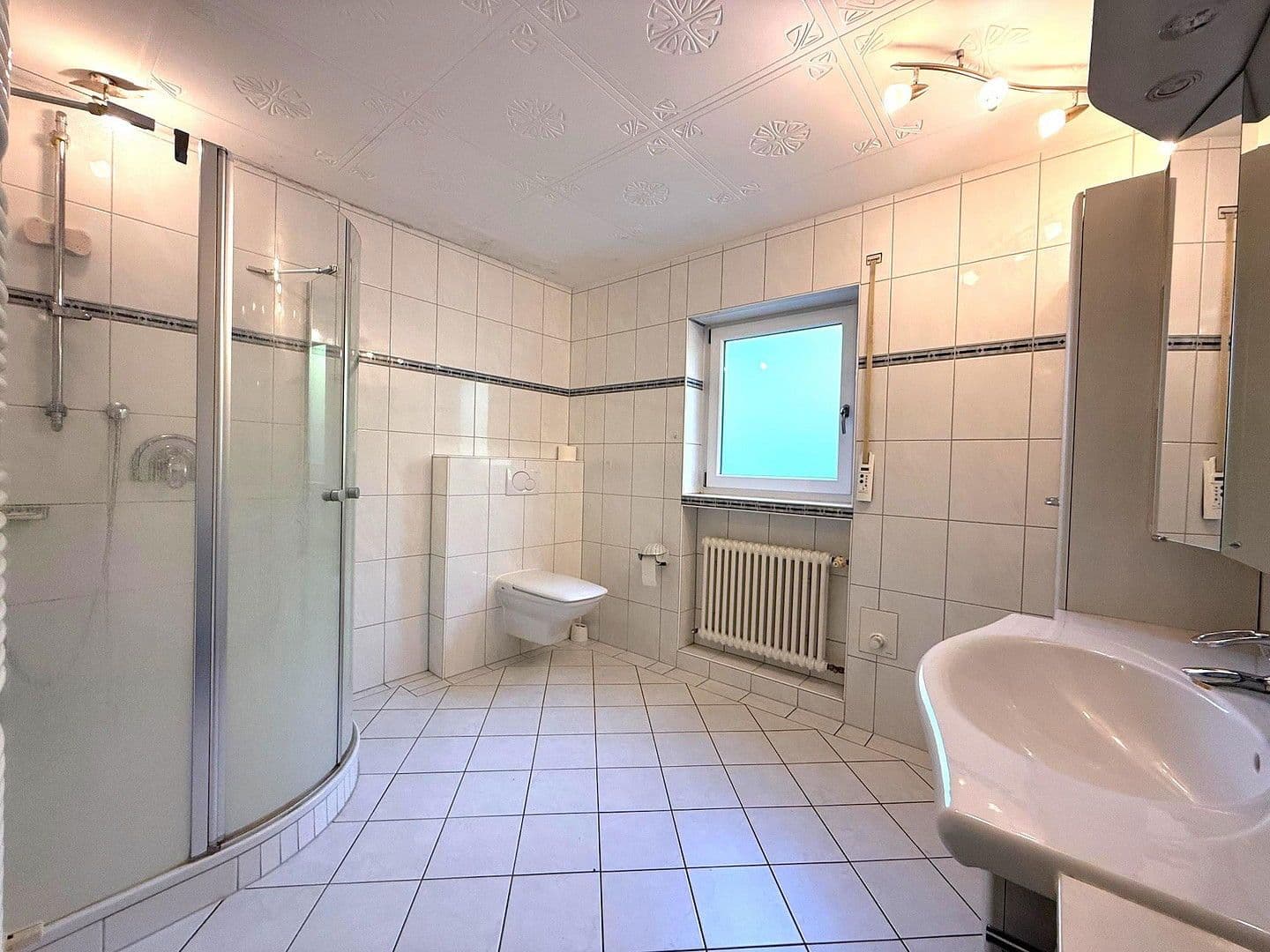 Pronájem domu 220 m², pozemek 857 m², Am Giesenbach 14, Lahr/Schwarzwald, Bádensko-Württembersko Pronájem domu 220 m², pozemek 857 m², Am Giesenbach 14, Lahr/Schwarzwald, Bádensko-Württembersko