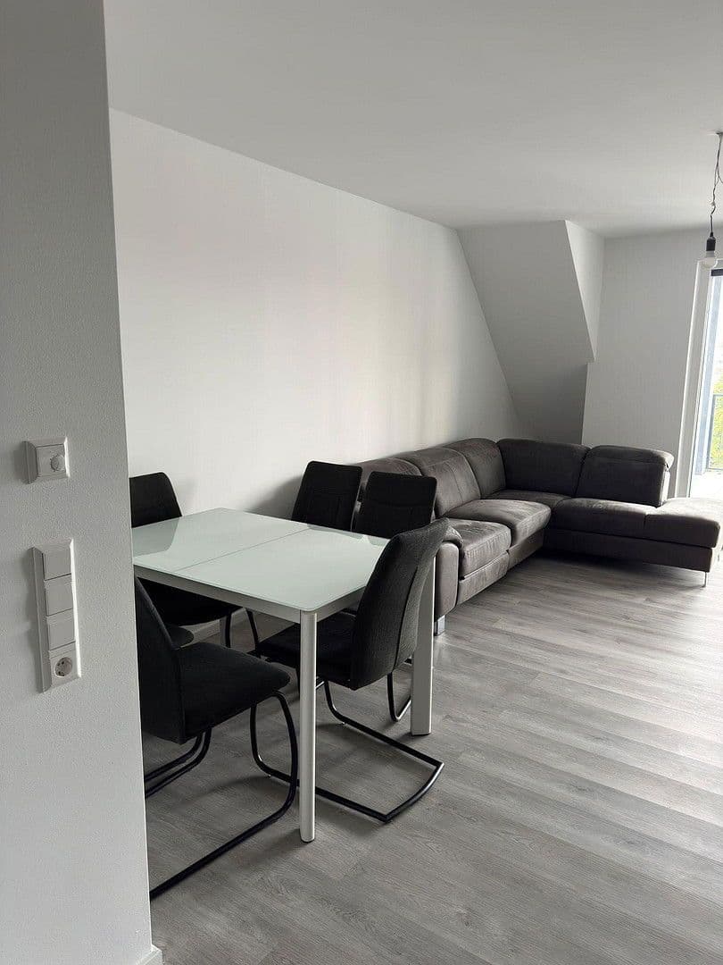 Prodej bytu 2+1 61 m², Obertshausen, Hessen Prodej bytu 2+1 61 m², Obertshausen, Hessen