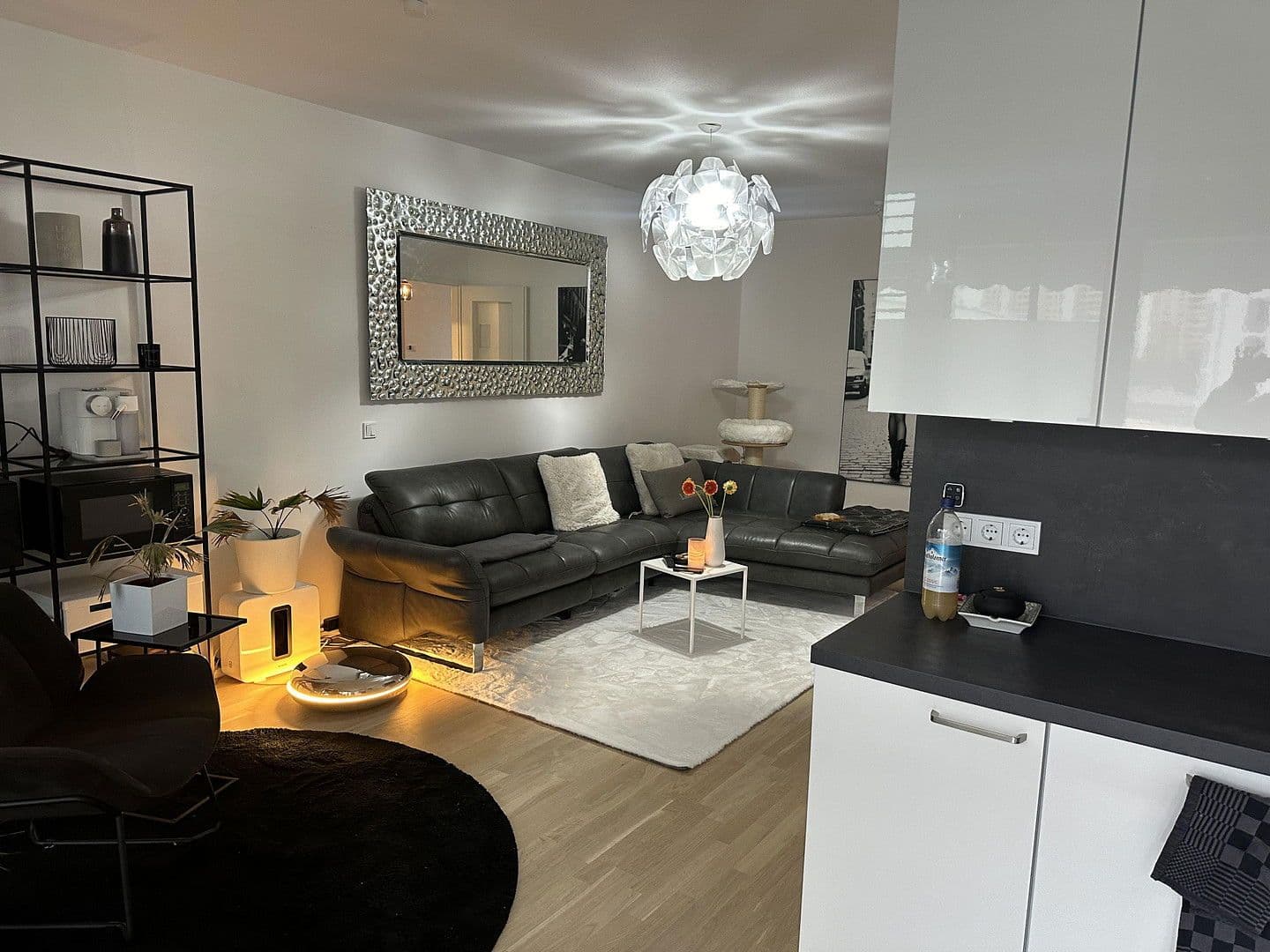 Pronájem bytu 3+1 112 m², München, Bavorsko Pronájem bytu 3+1 112 m², München, Bavorsko