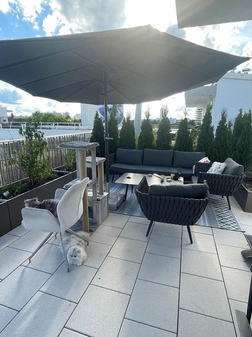 Pronájem bytu 3+1 112 m², München, Bavorsko Pronájem bytu 3+1 112 m², München, Bavorsko