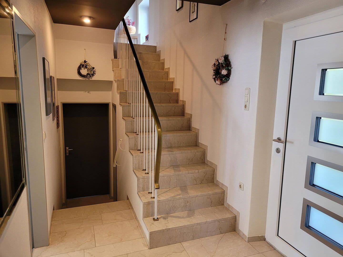 Prodej domu 160 m², pozemek 685 m², Haar, Bavorsko Prodej domu 160 m², pozemek 685 m², Haar, Bavorsko