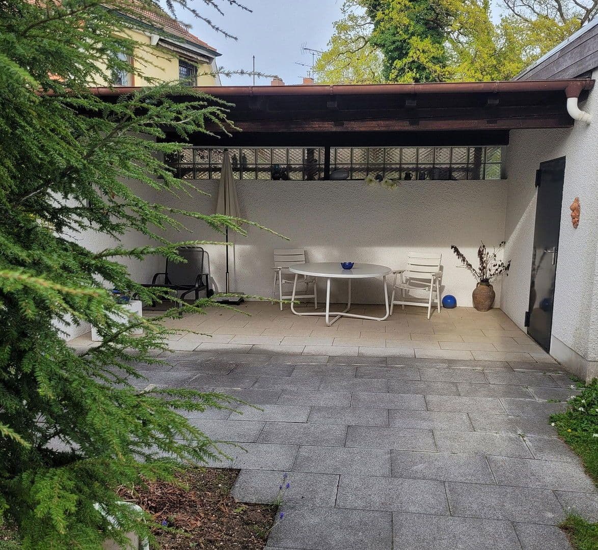 Prodej domu 160 m², pozemek 685 m², Haar, Bavorsko Prodej domu 160 m², pozemek 685 m², Haar, Bavorsko