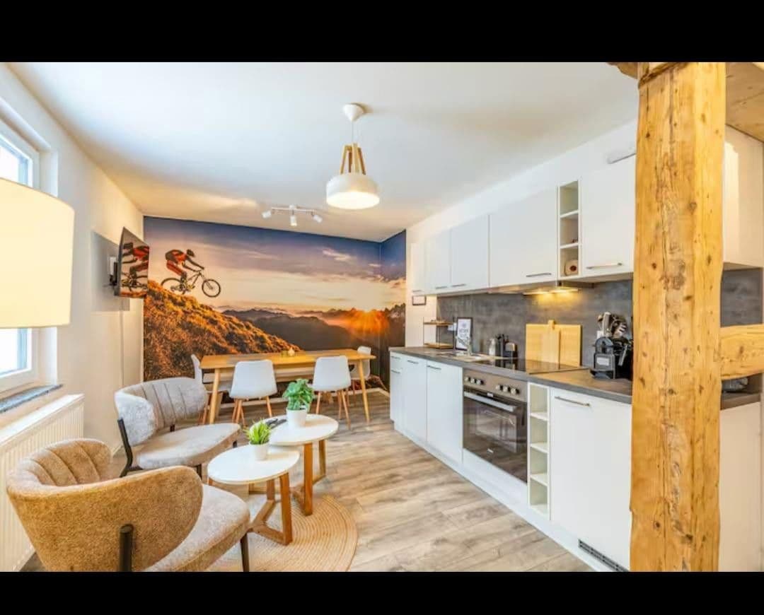 Prodej domu 370 m², pozemek 800 m², Braunlage, Dolní Sasko Prodej domu 370 m², pozemek 800 m², Braunlage, Dolní Sasko