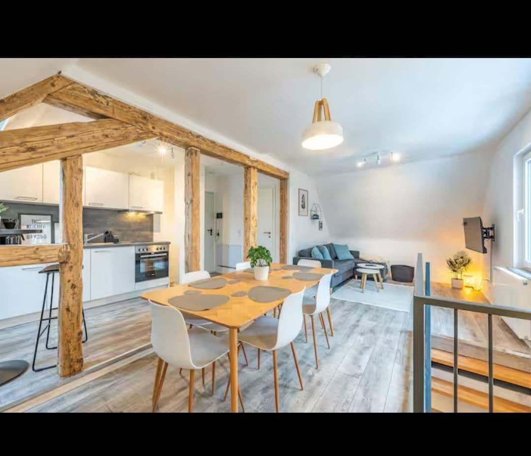 Prodej domu 370 m², pozemek 800 m², Braunlage, Dolní Sasko Prodej domu 370 m², pozemek 800 m², Braunlage, Dolní Sasko