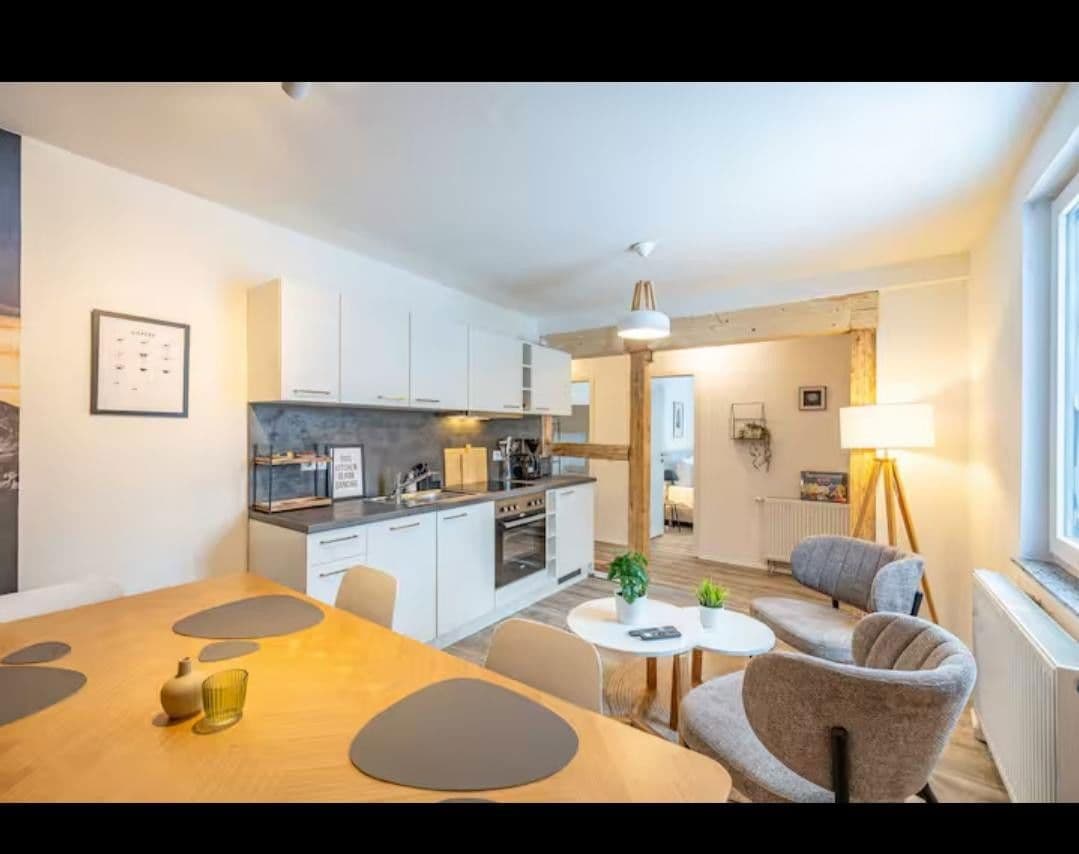 Prodej domu 370 m², pozemek 800 m², Braunlage, Dolní Sasko Prodej domu 370 m², pozemek 800 m², Braunlage, Dolní Sasko