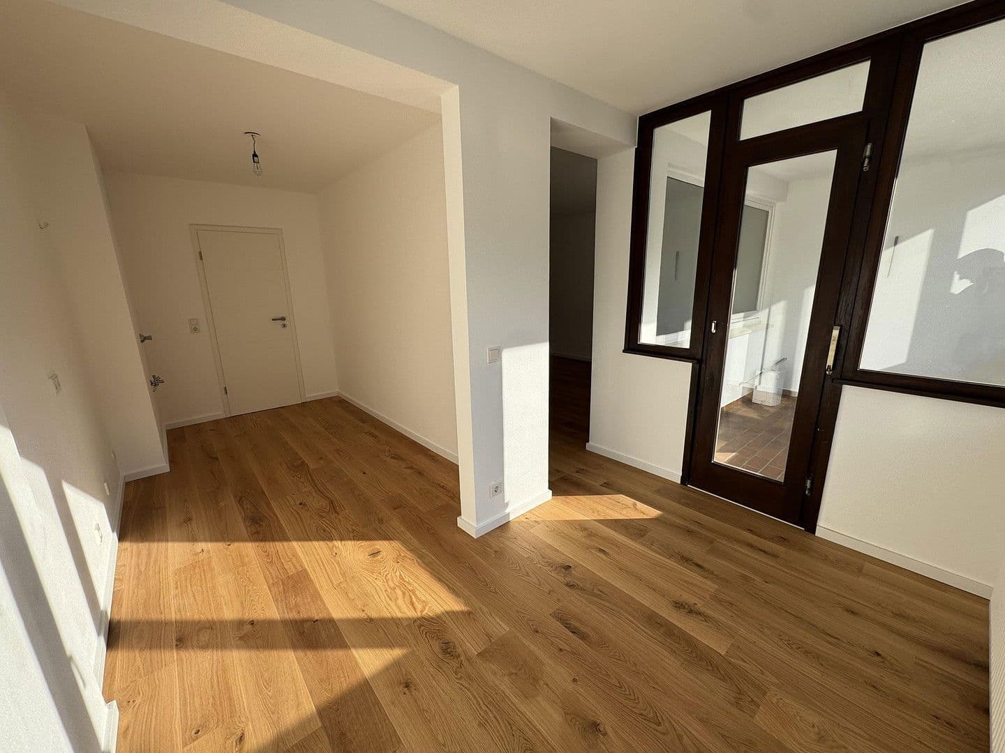 Prodej bytu 3+1 80 m², Köln, Severní Porýní-Vestfálsko Prodej bytu 3+1 80 m², Köln, Severní Porýní-Vestfálsko