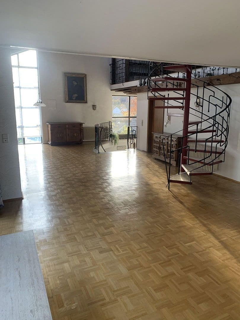 Prodej domu 380 m², pozemek 880 m², Hagen-Dahl, Severní Porýní-Vestfálsko Prodej domu 380 m², pozemek 880 m², Hagen-Dahl, Severní Porýní-Vestfálsko